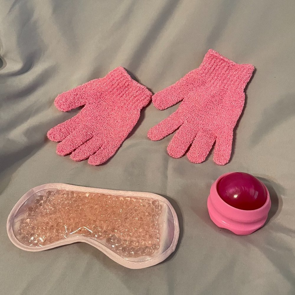 Spa Set Kit Pink Exfoliating Gloves Gel Eye Mask Roller Ball Massager NWOT